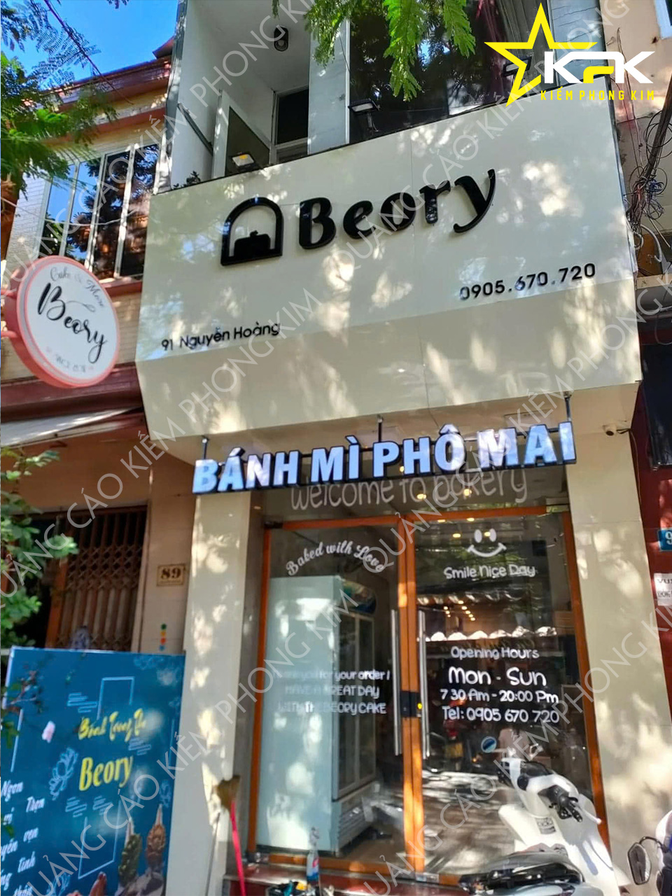 THI CÔNG ỐP TOÀN BỘ ALU VÀ CHỮ MICA SÁNG ĐÈN