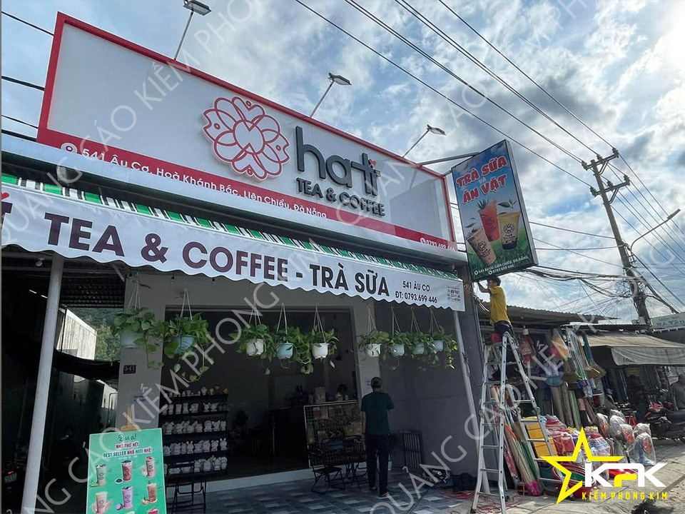 LĂP ĐẶT BẢNG HIỆU VÀ HỘP ĐÈN MICA SÁNG MẶT CHO TIỆM TRÀ SỮA TẠI ĐÀ NẴNG