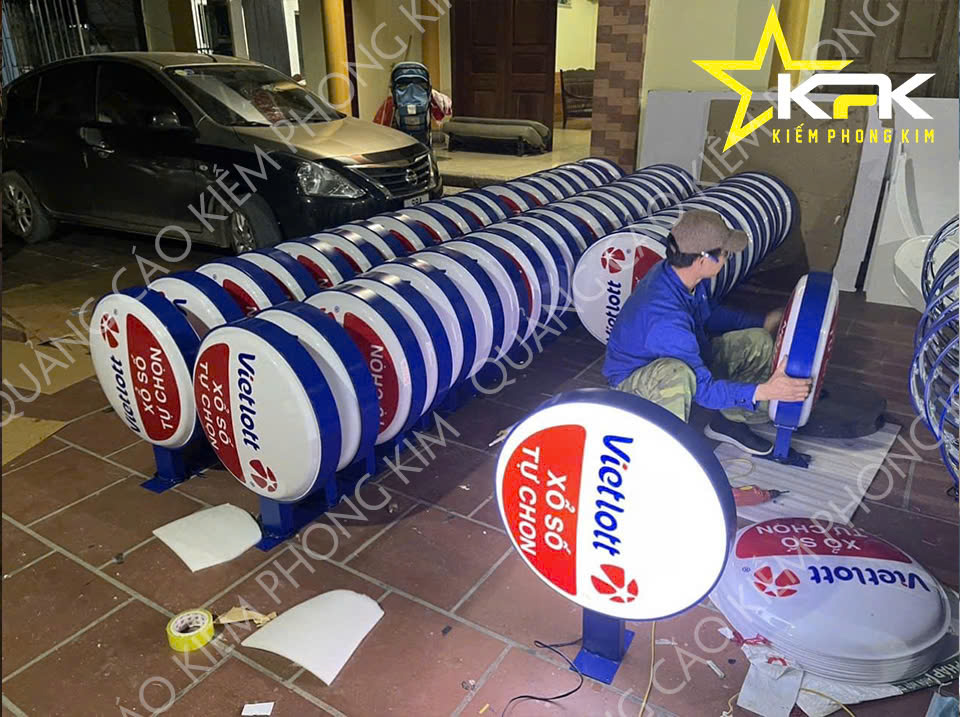 GIA CÔNG HỘP ĐÈN HÚT NỔI GIÁ RẺ TẠI ĐÀ NẴNG